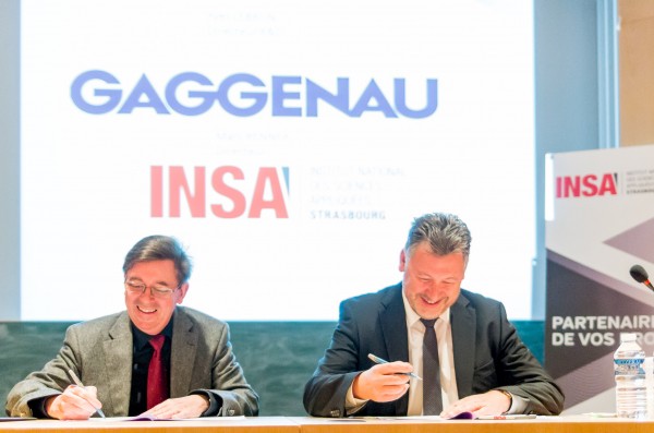 Crédit photo : Laura Mathern. De gauche à droite : Marc Renner, directeur de l'INSA de Strasbourg et Yves Lebrun, directeur R&D Gaggenau Industrie