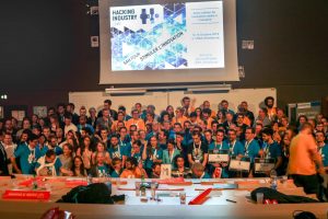 Les participants du Hacking Industry Camp 2018 dans l'amphi Arts&Industries à l'INSA en octobre 2018